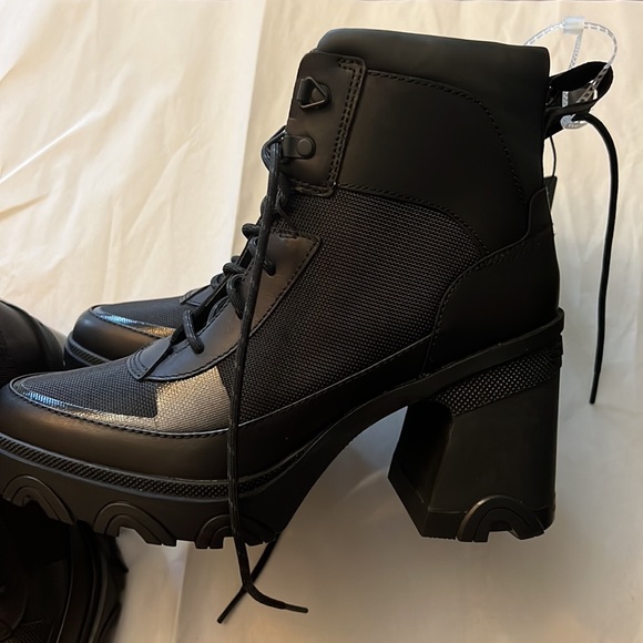 SOREL WOMEN'S BREX™ HEEL LACE BOOTIE. - Picture 6 of 13